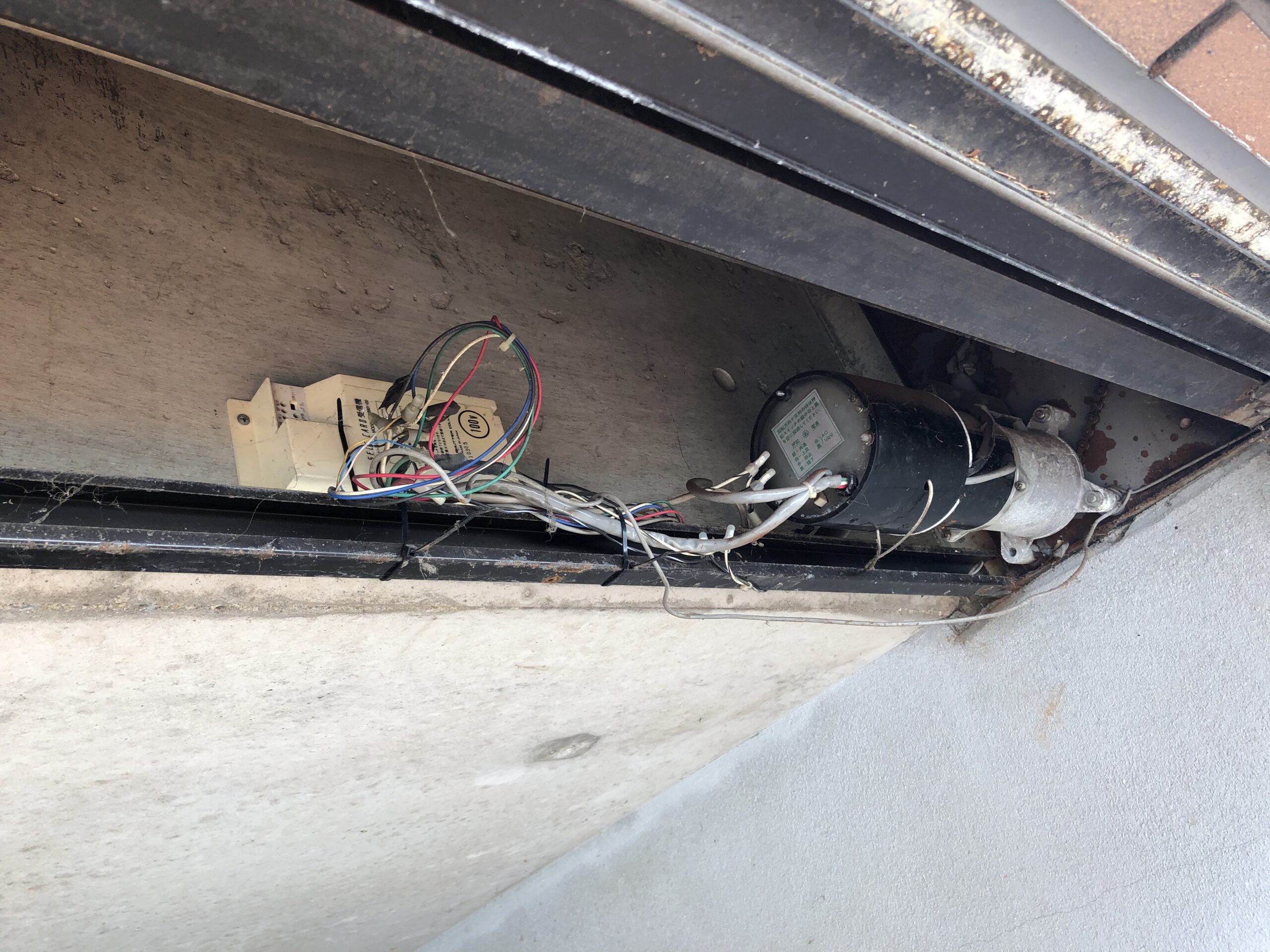 電動シャッター